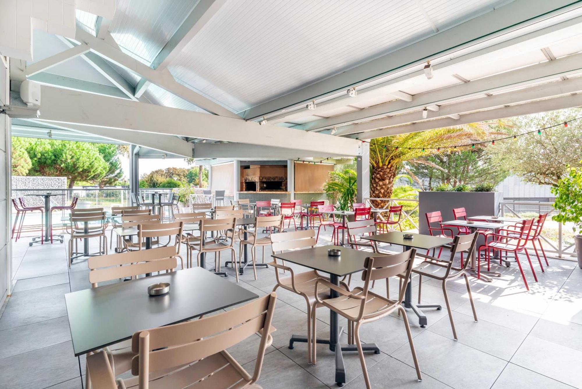 Abor Hotel, Mont De Marsan Saint-Pierre-du-Mont  المظهر الخارجي الصورة